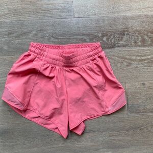 Lululemon Hotty Hot Low-Rise Lined Short 4", Size 4, Color: Raspberry Cream